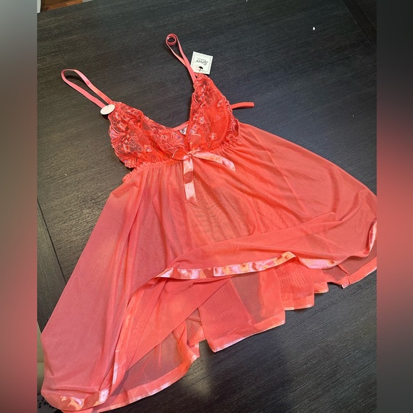 Victoria’s Secret 💓 - Picture 1 of 3